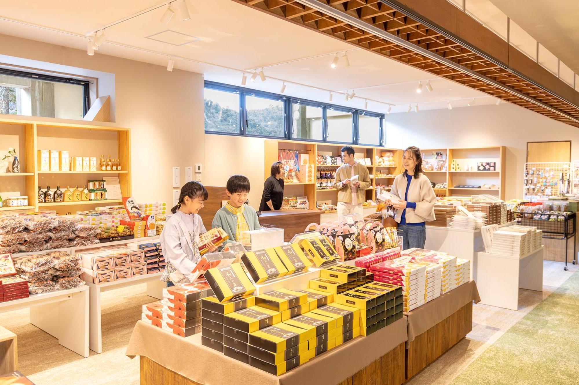 Ooedo Onsen Monogatari Premium Yamanaka Grand Hotel كجا المظهر الخارجي الصورة